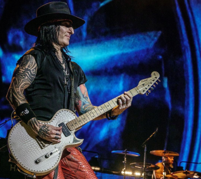 Paoletti Richard Fortus2