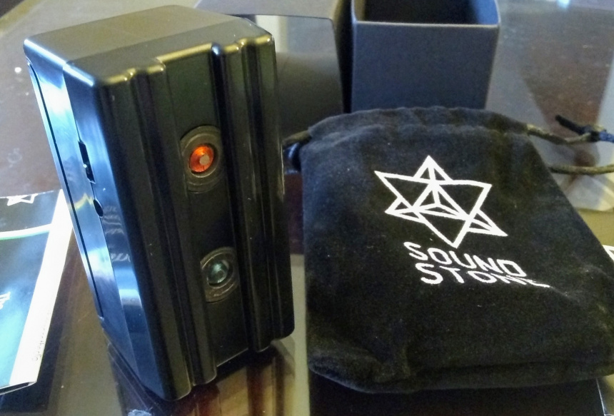 Sound Stone Guitar Sustainer back