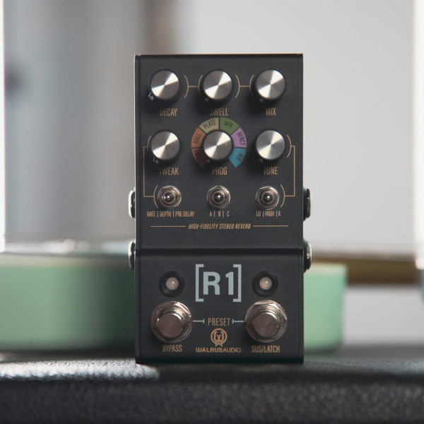 Walrus Audio R1