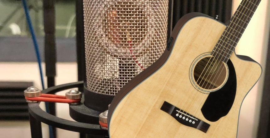 Guitarra acústica y micros