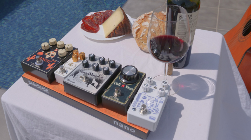 Pedaltrain Loves Spain