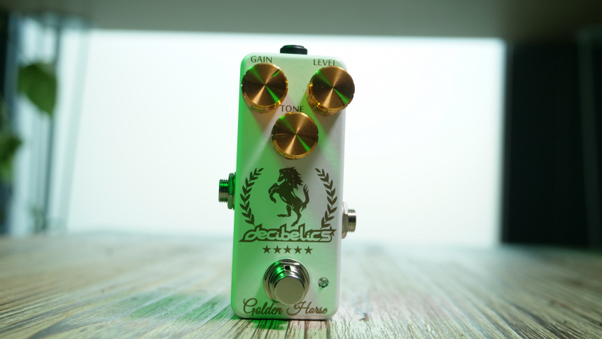 Decibelics Golden Horse