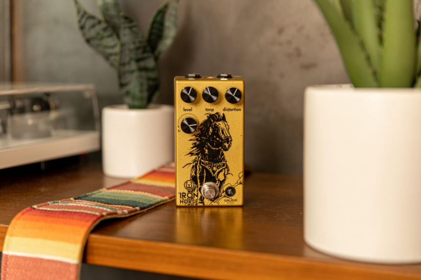 Walrus Audio Iron Horse V·