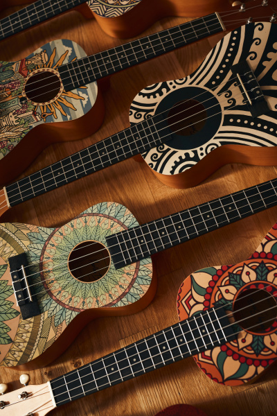 Harley Benton Ukeleles World-S y World-C