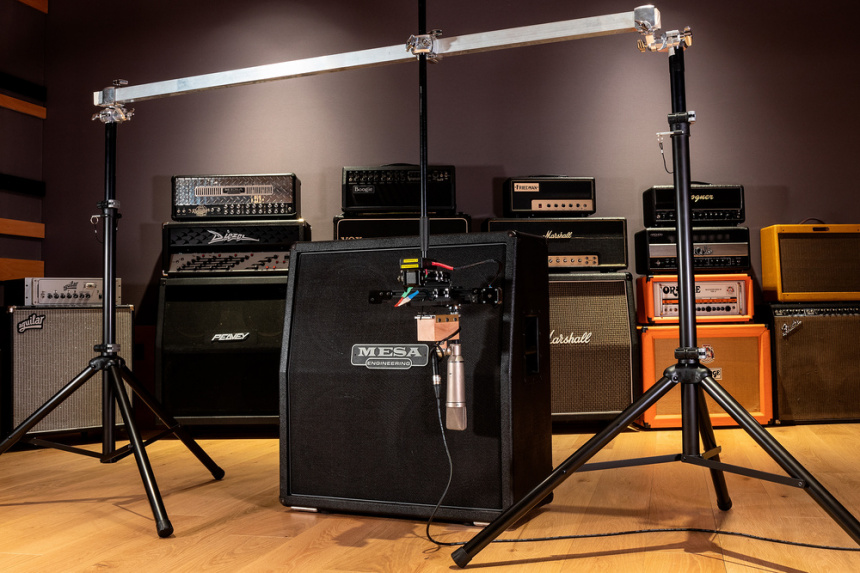 Robot de microfonear amplis de IK Multimedia