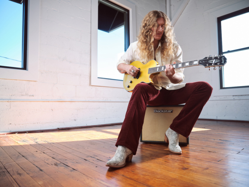 Jared James Nichols gratis en el Espai Jove Garcil