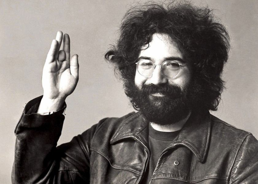 Jerry Garcia mostrando su mano