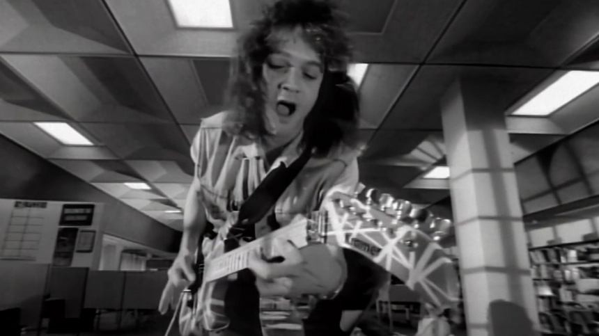 EVH en el vídeo de Hot For Teacher