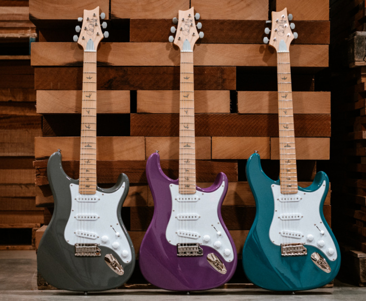 PRS SE Silver Sky Maple con los nuevos colores