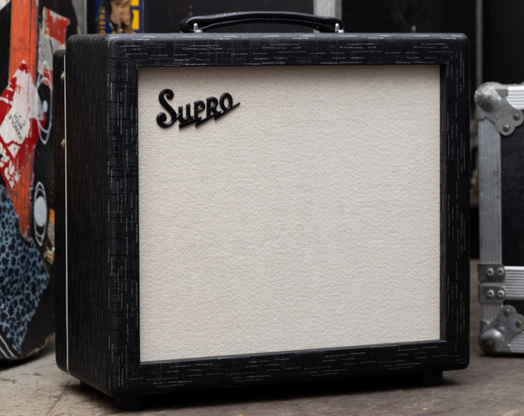 Supro Amulet 1×12