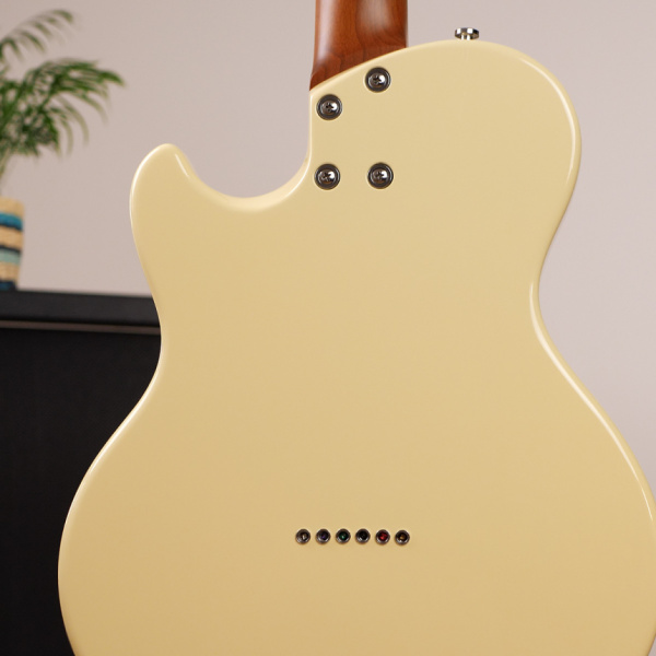 Trasera de la Shergold Provocateur Standard SP12