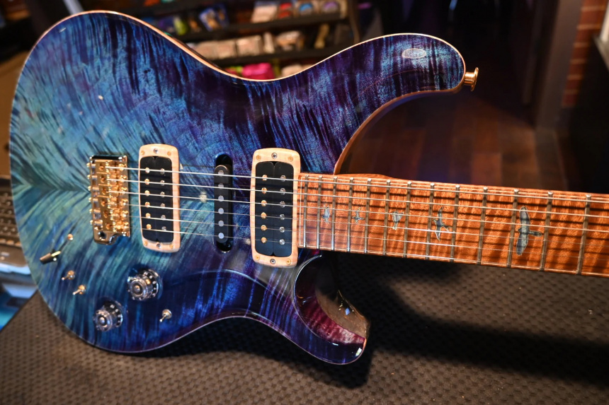 PRS Modern Eagle V Dragons Breath