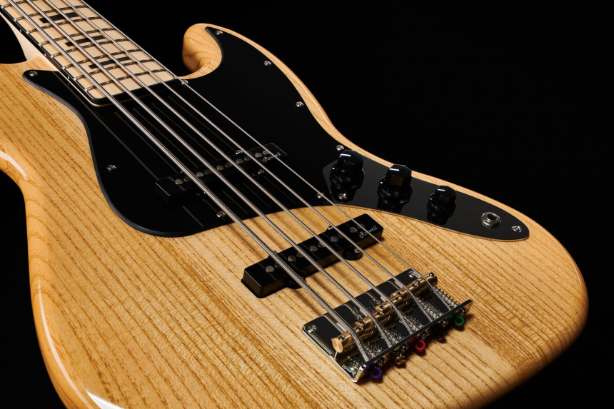 Puente y pastillas del Harley Benton JB-75-5MN NA