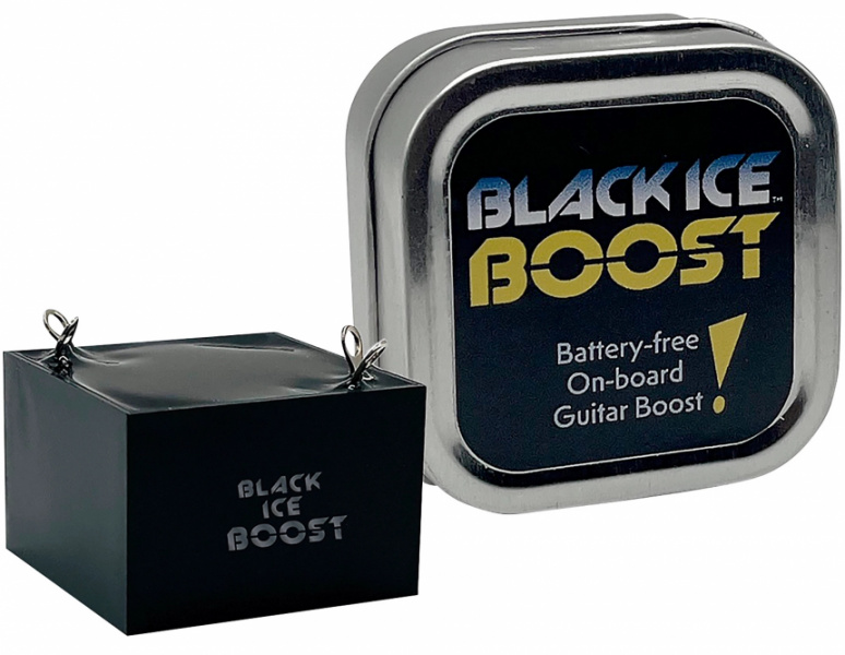 Black Ice Boost con su estuche