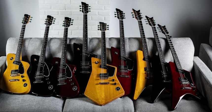 Eastwood Rivolta Forma Series en sofá