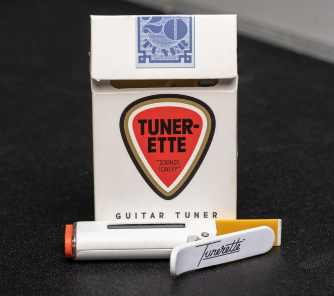 Tunerette con su envase