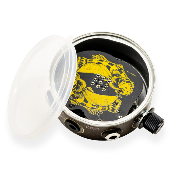 Parte inferior del Beetronics Tuna Fuzz