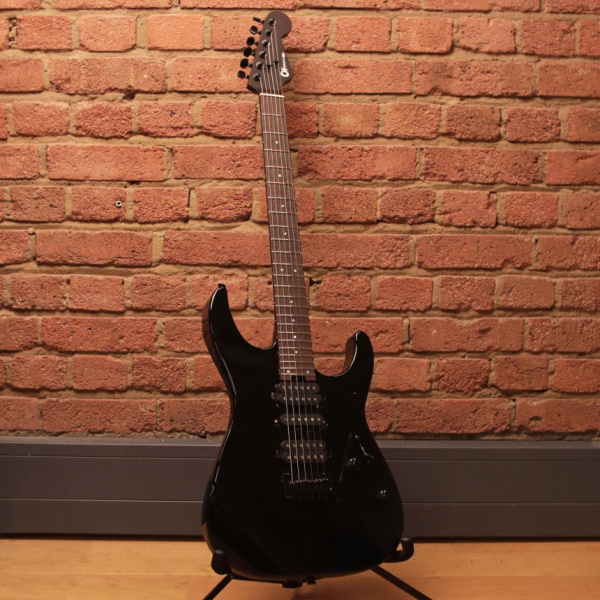Charvel MJ Series DK24 HSH 2PT W en acabado Black