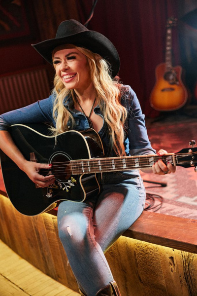 Hummingbird Standard EC Ebony