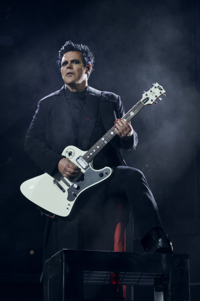 Richard Z Kruspe con ESP RZK III