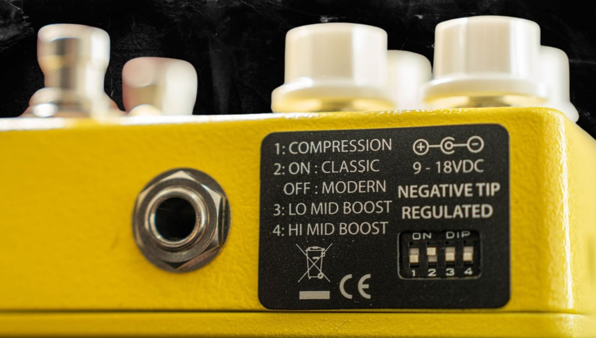 Lateral del Xotic AC Booster V2