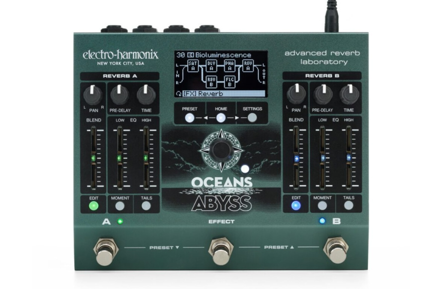 Panel frontal del Electro-Harmonix Oceans Abyss