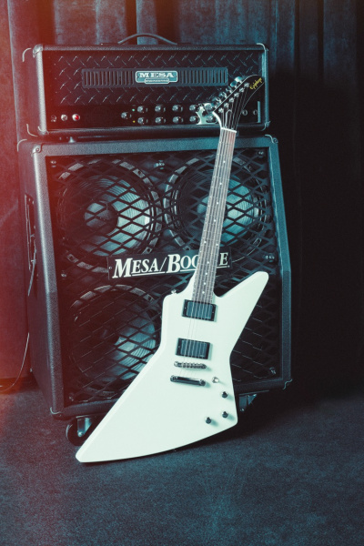 Epiphone Explorer 80s EMG