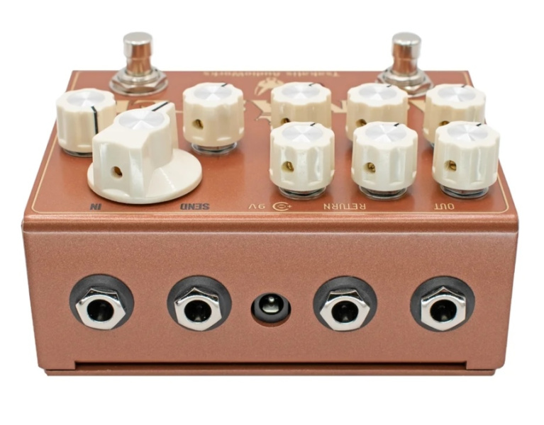 Conexiones del Tsakalis Audioworks AC Master