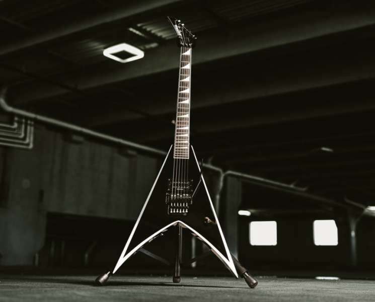 Jackson Pro Series Signature Wes Borland King V en soporte