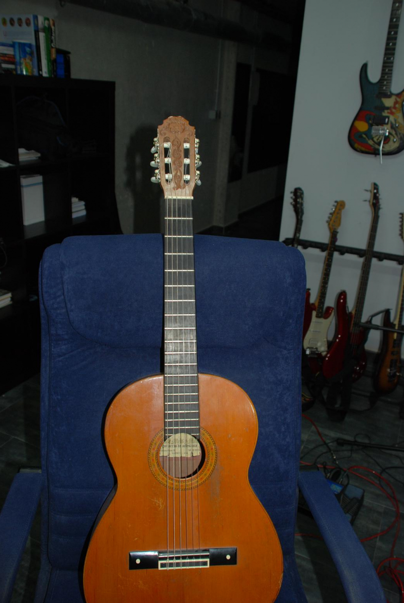 Permitirse estación de televisión Asistente Intento de restauración de una guitarra : El taller | Guitarristas