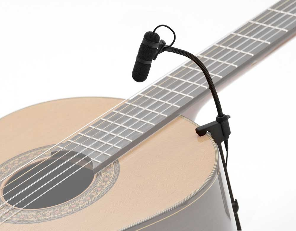 Injerto Saqueo Ashley Furman Instalar un microfono interno a una guitarra flamenca : El taller |  Guitarristas