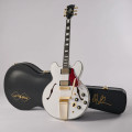La mítica Gibson “Whitey” de Rush ya tiene versión Epiphone: así es la Alex Lifeson 1976 ES-355 Reissue