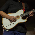 Fender Acoustasonic Player Telecaster, la versión mexicana del híbrido acústico-eléctrico