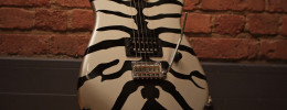 Charvel Super-Stock SD1 Silver Bengal, una versión minimalista y en plateado del clásico acabado atigrado