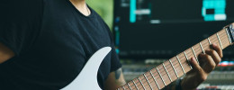 Jake Bowen se une a Strandberg: el guitarrista de Periphery cambia de marca tras años ligado a Ibanez