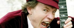 La broma de Angus Young de AC/DC a los Guns N’ Roses en el aeropuerto de Sydney