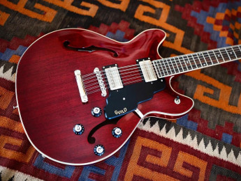 Guild estrena la semisólida Starfire I-12, su guitarra de 12 cuerdas más asequible