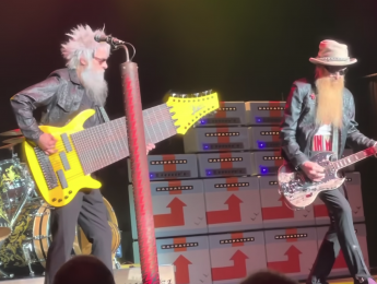 El bajo Fender de 17 cuerdas de ZZ Top