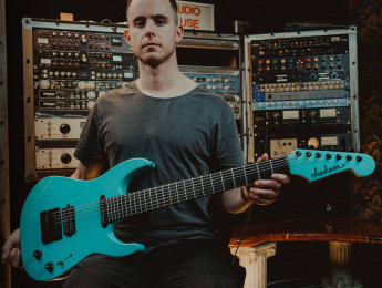 Jackson Pro Series Signature Josh Smith Soloist SL7 ET para el guitarrista de Northlane