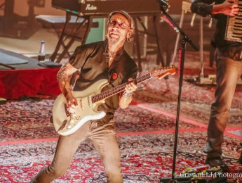 La pedalera de Fito Cabrales en Fito & Fitipaldis, pedal a pedal