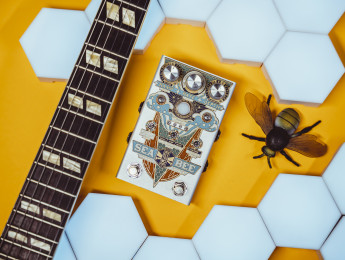 Beetronics Seabee Harmochorus, un multichorus analógico con sonidos de pitch shifting