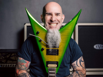 Jackson X Series Scott Ian KVX King V "Baldini" con acabado verde en honor a Dimebag Darrell
