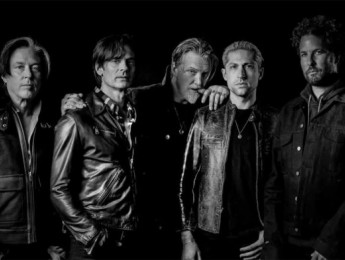 Queens Of The Stone Age: "Emotion Sickness", el primer adelanto de su nuevo disco "In Times New Roman"