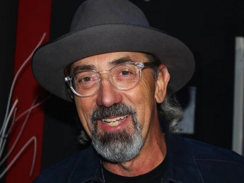 Fallece Jack Sonni, el guitarrista de Dire Straits en el disco "Brothers in arms"
