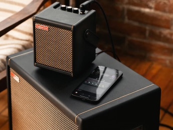 Spark Cab: Positive Grid presenta una pantalla autoamplificada para sus amplificadores Spark