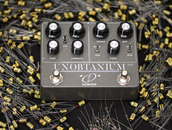 Crazy Tube Circuits Unobtanium Raw, una versión más "cruda" de su pedal "Dumble + Klon Centaur"