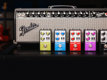 Fender Bassman, pedales para bajo con efectos de compresor, overdrive, fuzz, reverb, y delay