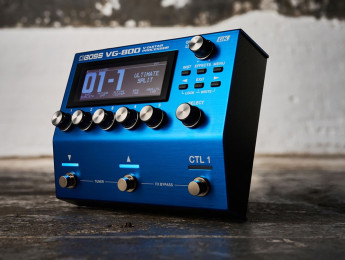 El Boss VG-800 permite emular diferentes instrumentos de cuerda, ademas de sonidos de sintetizador