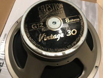 Youtubers comparan los nuevos Celestion V30 Made in UK con la versión china, y las diferencias son drásticas