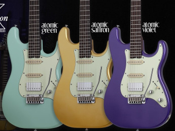 Schecter celebra 10 años de colaboración con Nick Johnston con una nueva signature en 3 acabados